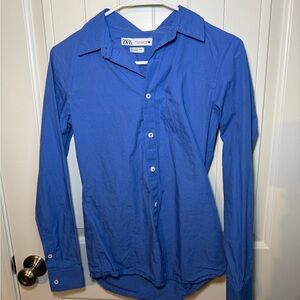 Zara Blue Button-Up Shirt size xs